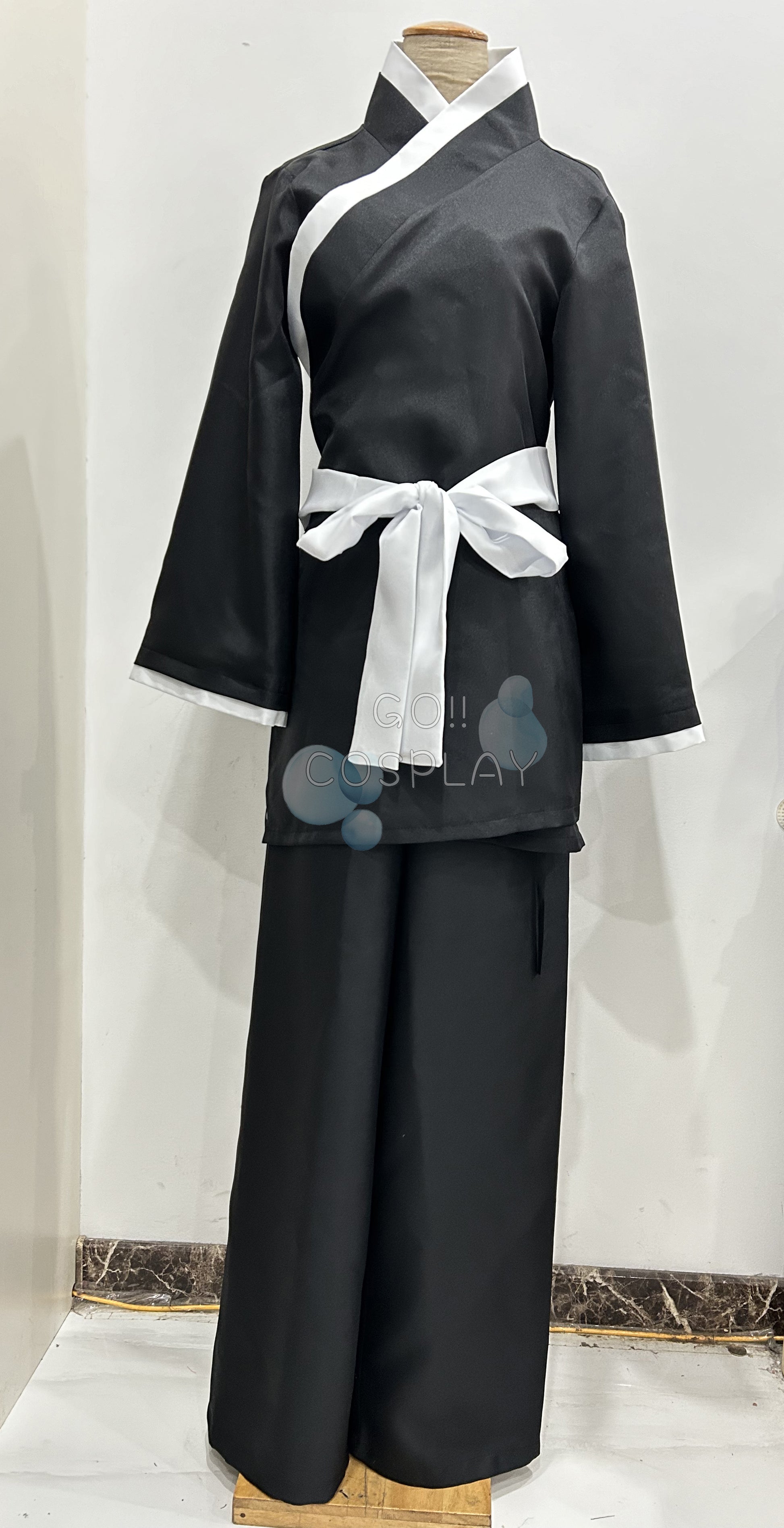 Gin Ichimaru Cosplay Costume for Sale