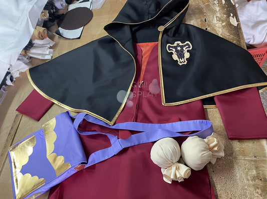 Vanessa Enoteca Costume