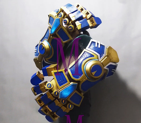 Vi Arcane Gauntlets Replica Weapon